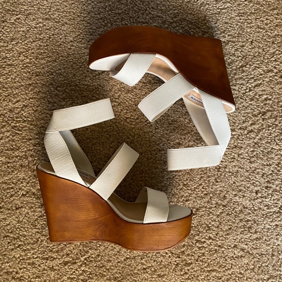 Steve Madden Strappy Wooden Wedge - Picture 2 of 4